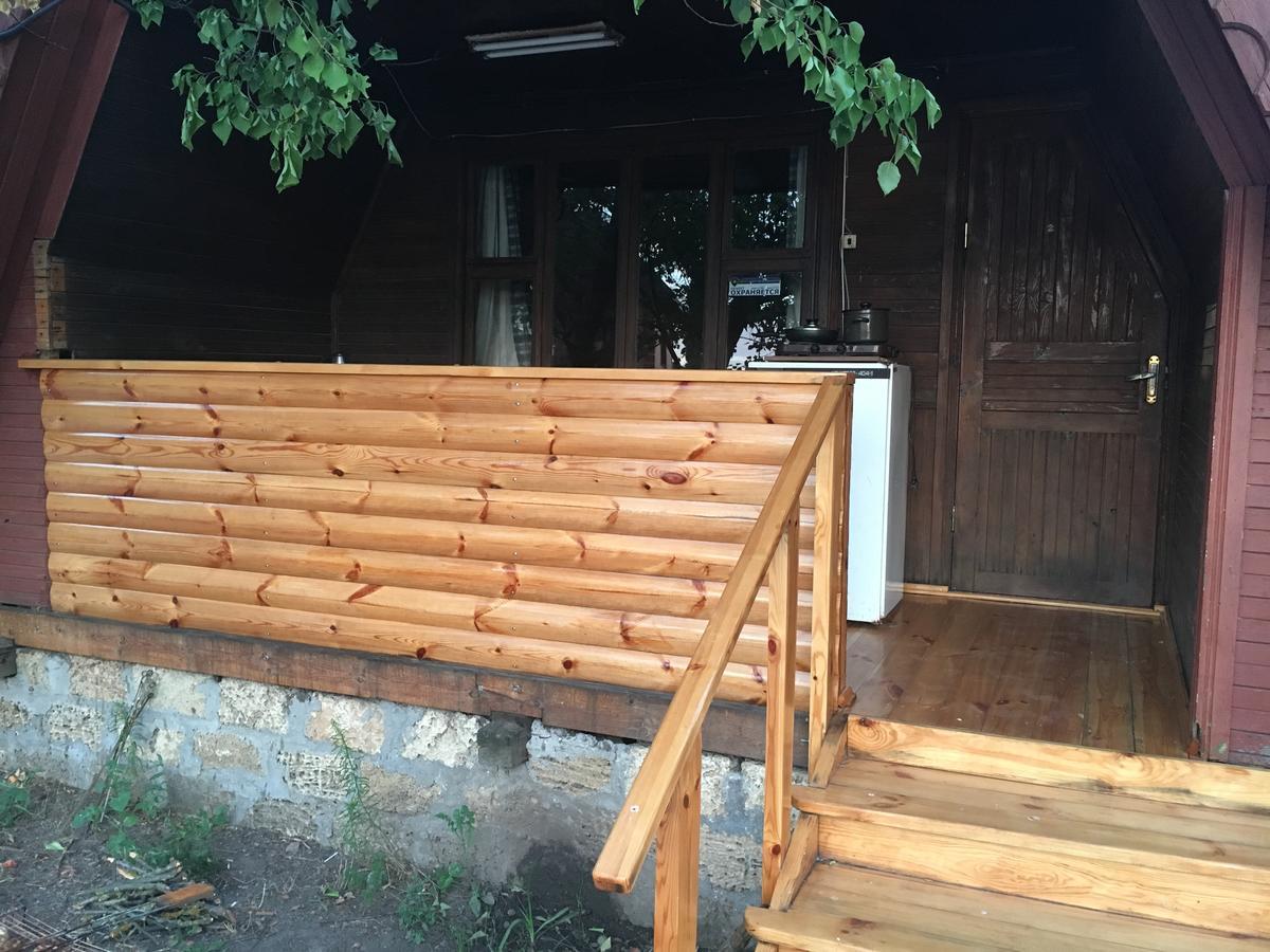 Hotel Номера В Деревянных Домиках Fontanka Exterior foto